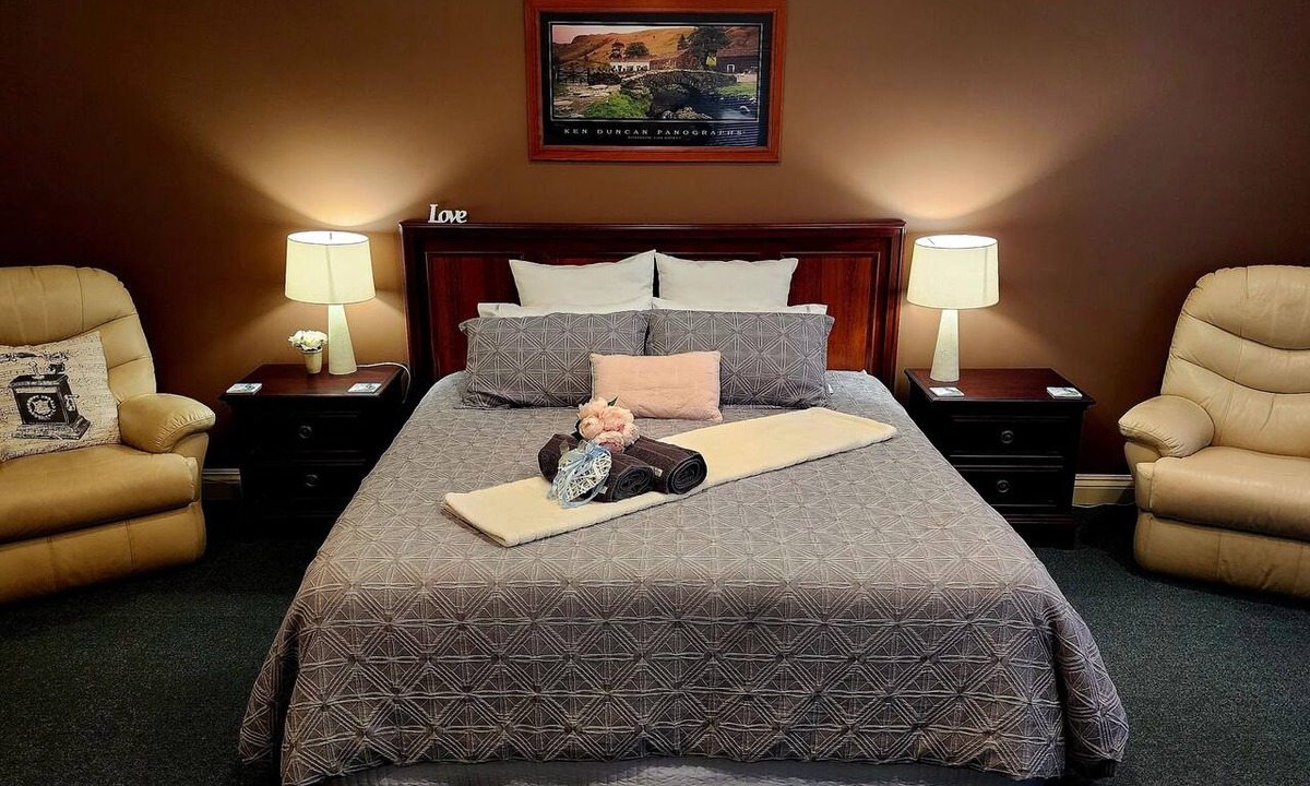 Como Bed & Breakfast | Como House Executive and Twin Suite
