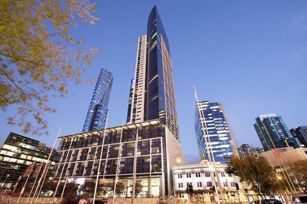 Southbank Apartment | Corporate Keys - Freshwater Place
