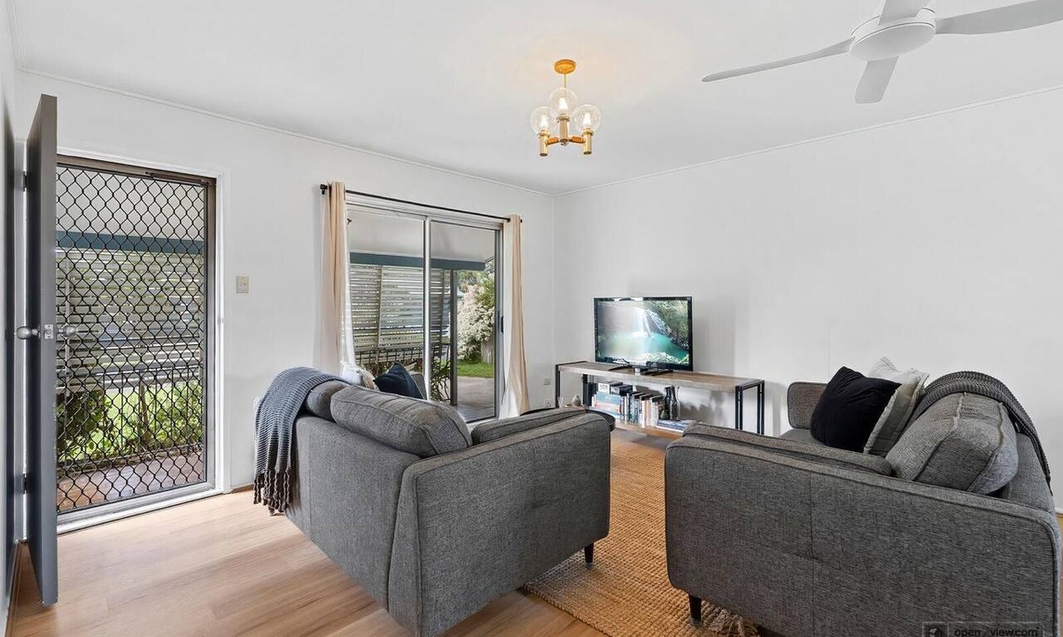 Bongaree House | Cottage on Cormorant
