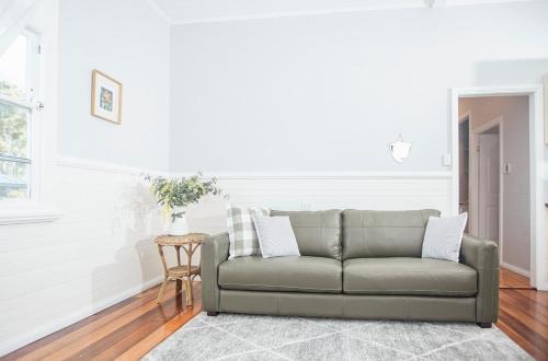 Armidale House | Cottage on Dangar
