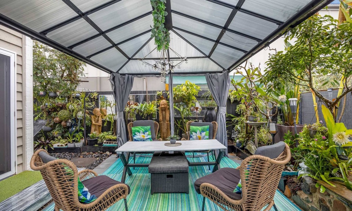 Maroochydore Apartment | Cotton Tree Tranquil Gem 2 Bedroom Central Townhouse