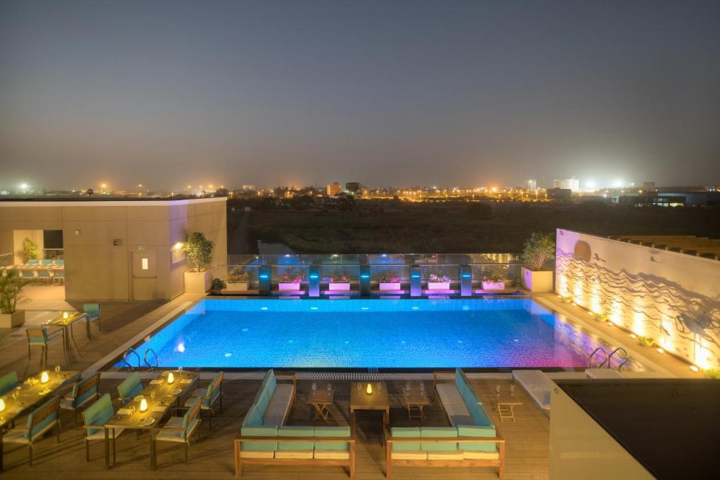Bhatpore Hotel | Courtyard by Marriott Surat
