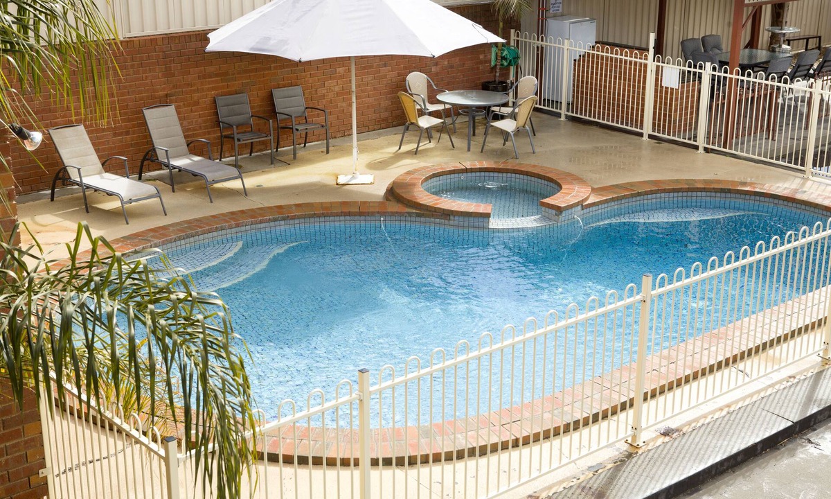 Shepparton Hotel | Courtyard Motor Inn