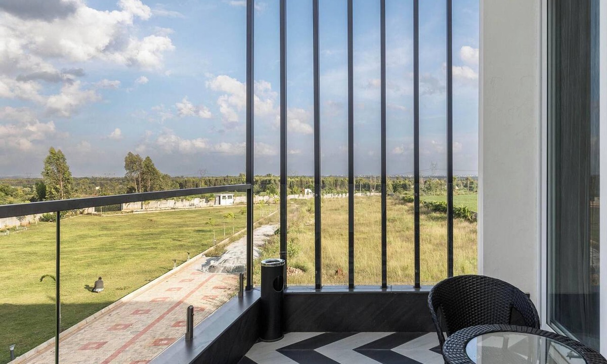 Doddaballapur Apartment | Crystal Blue Villa by Stayjadeprivatepoolvegfood