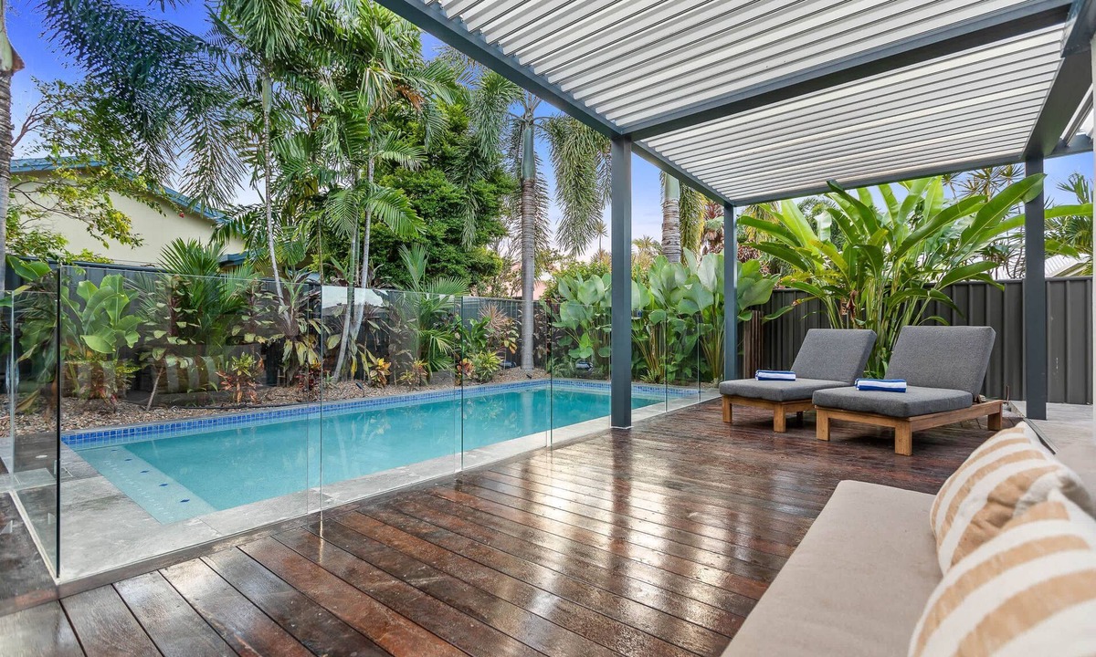 Kewarra Beach House | Curlews Nest - Pool BBQ and Beach