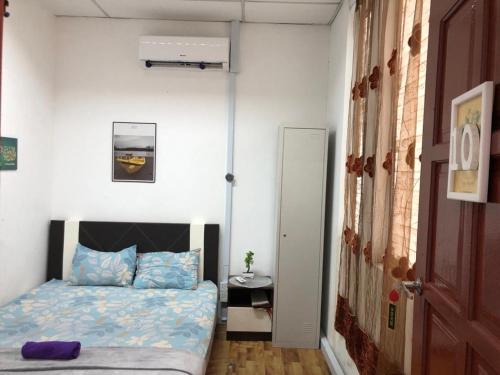 Pasir Puteh Hotel | CZ CLASSIC