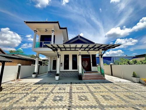 Kota Bharu Villa | D Villa