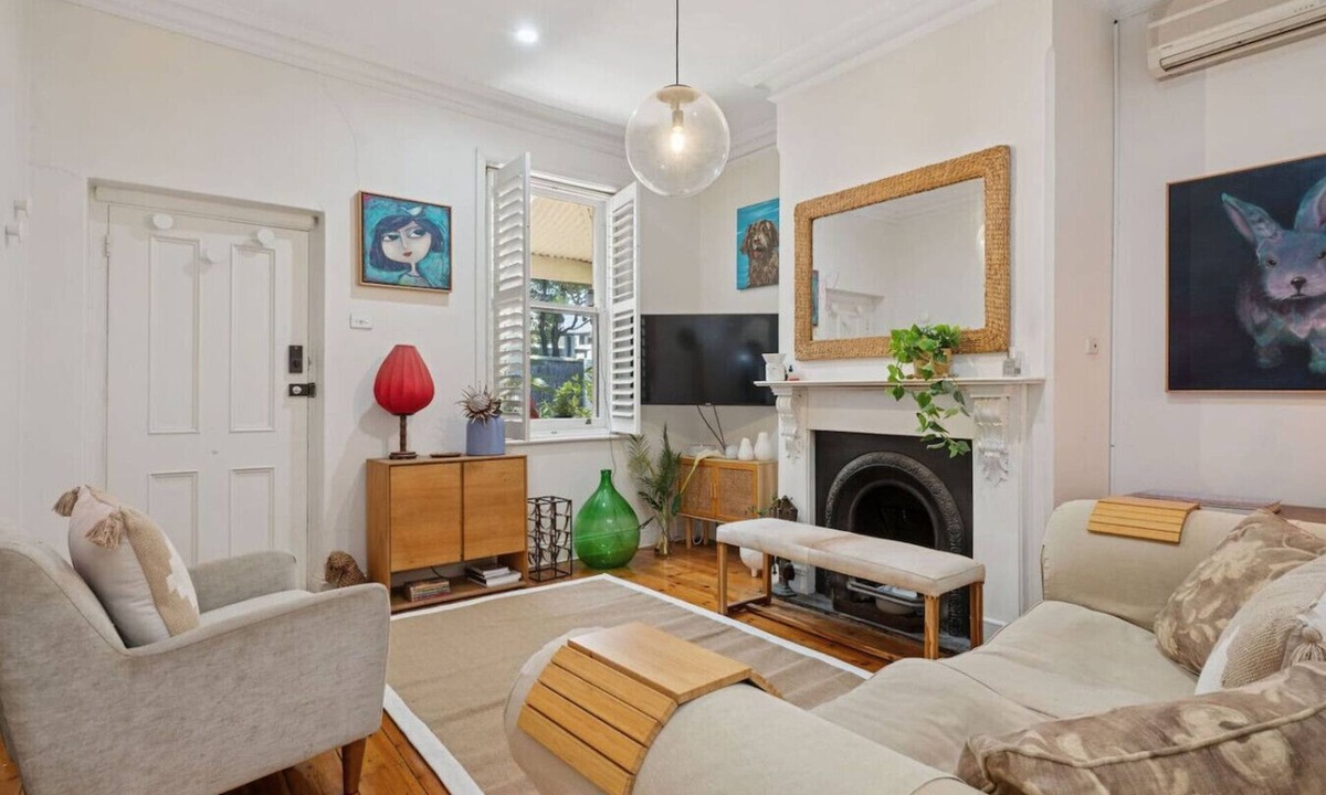 Norwood House | `Daisy’s` - 1 Bed Pet Friendly Cottage in Norwood
