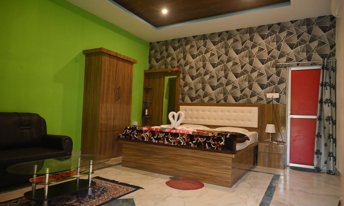 Balipara Hotel | De Aloha Resort