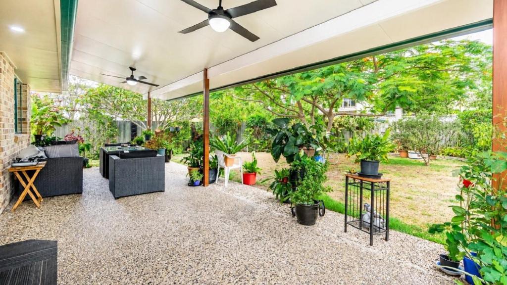 Bongaree House | Delightful Duplex on Rose