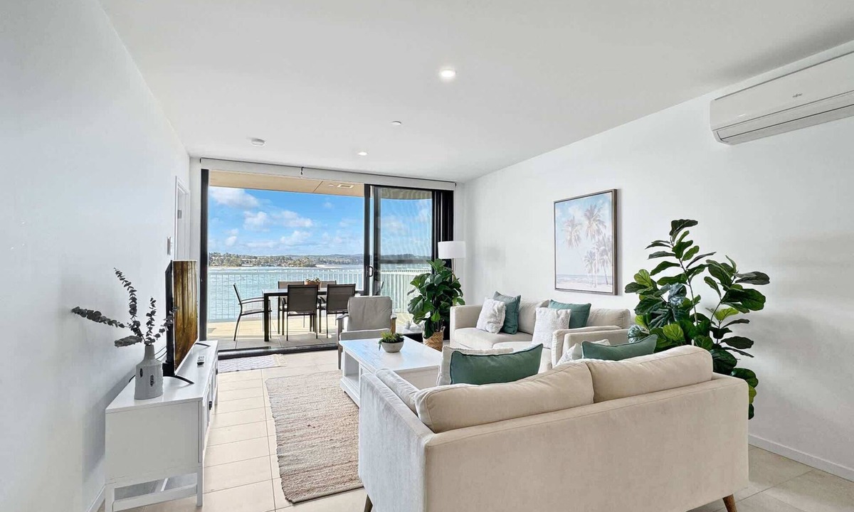 Batemans Bay Apartment | Deluxe 3-Bed Unit with Views