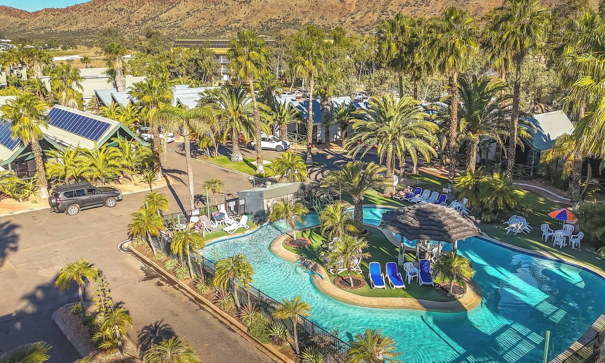 Desert Springs Hotel | Desert Palms Alice Springs