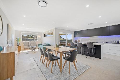 Central Mudgee House | Devan House - An Entertainers' Retreat Close to Town