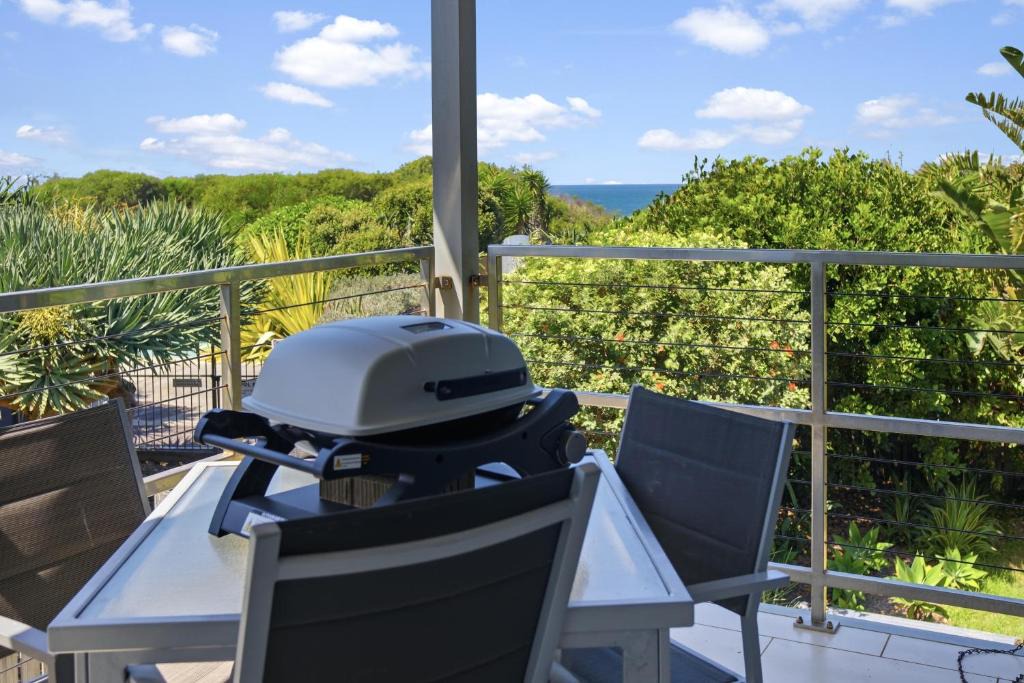 Diamond Beach Apartment | Diamond Beach Beachfront Family Apt