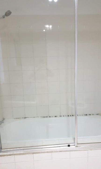 Dianella House | DIANELLA Budget Rooms Happy Place to Stay