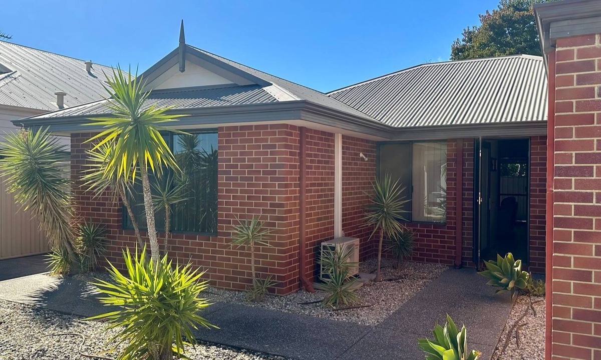 South Bunbury House | # Discover Comfort and Convenience at South Bunbury Holiday Home: Your Ideal Getaway