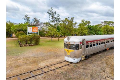 Mount Suprise Resort | Discovery Parks - Mount Surprise