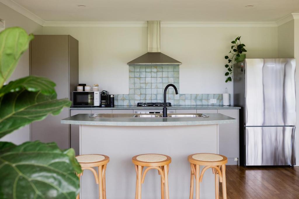 Yallingup Ski Chalet | Djilba Cottage at Windance