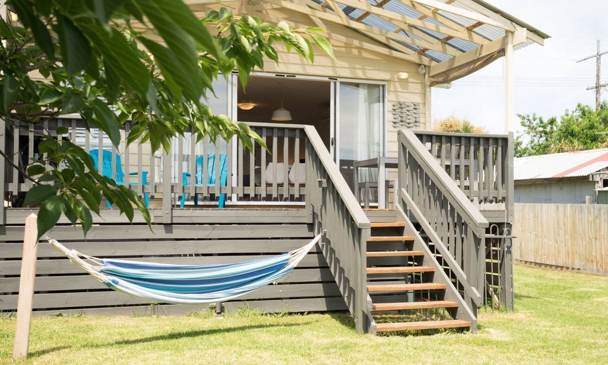 Coronet Bay House | Dog friendly Cutty Sark Cottage @ Coronet Bay