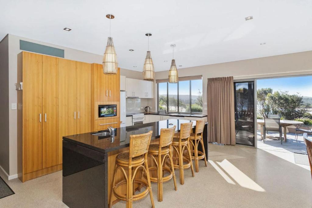 Dolphin Point House | Dolphin Views