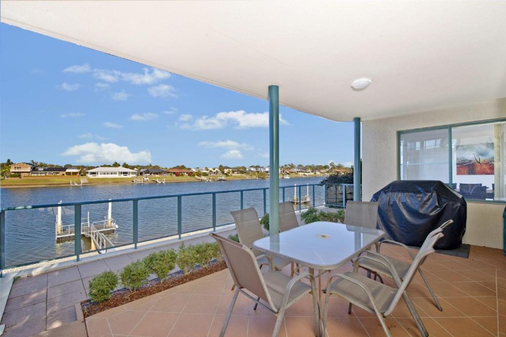 Port Macquarie Apartment | Dolphins 2 7 Commodore Crescent