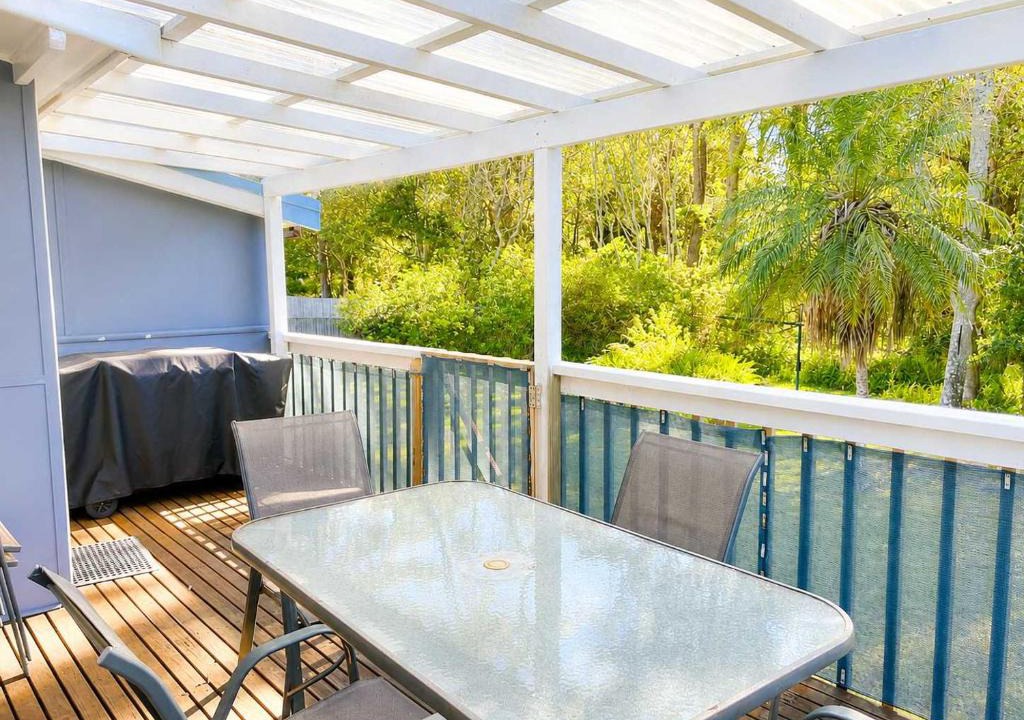 Mollymook Beach Apartment | Donlan's Beach Cottage - 85m to Mollymook Beach