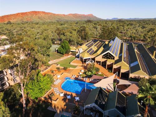 Desert Springs Hotel | DoubleTree by Hilton Alice Springs