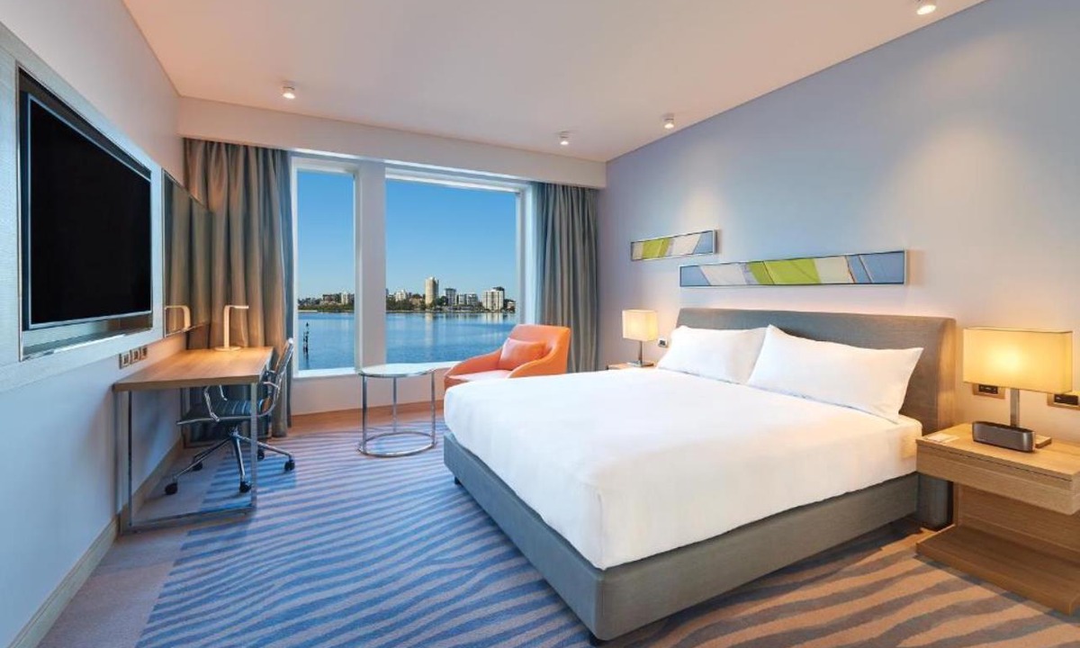 Perth Central Business District Hotel | DoubleTree by Hilton Perth Waterfront