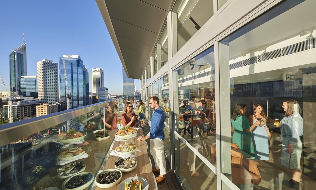 Perth Central Business District Hotel | DoubleTree by Hilton Perth Waterfront