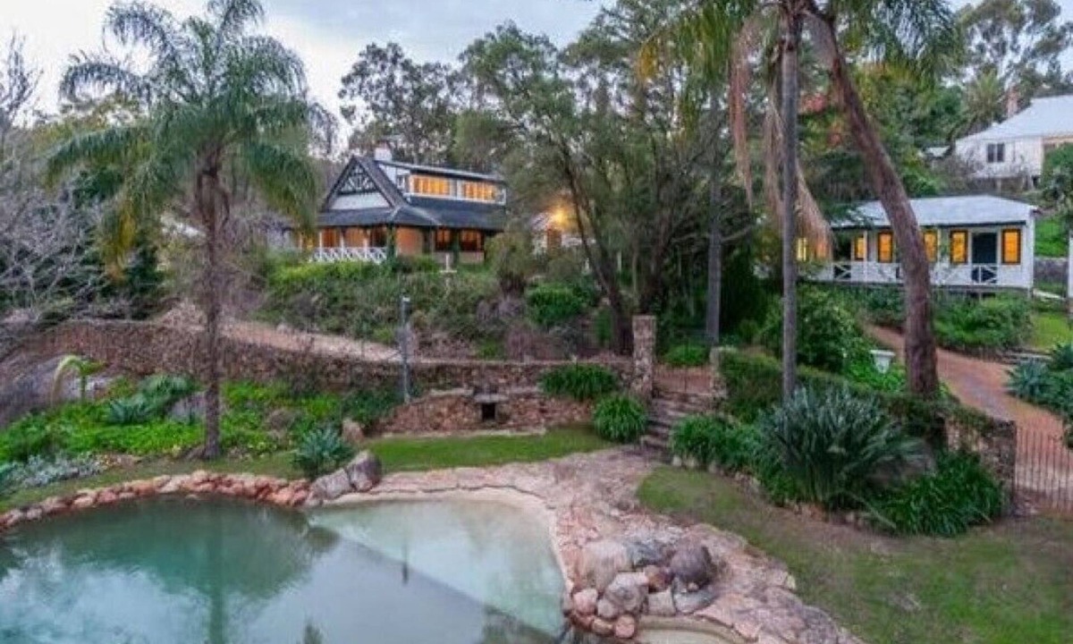Darlington House | Dreamy Group Retreat | 3BR, Pool & Fireplace - Where Nature Nurtures Connection