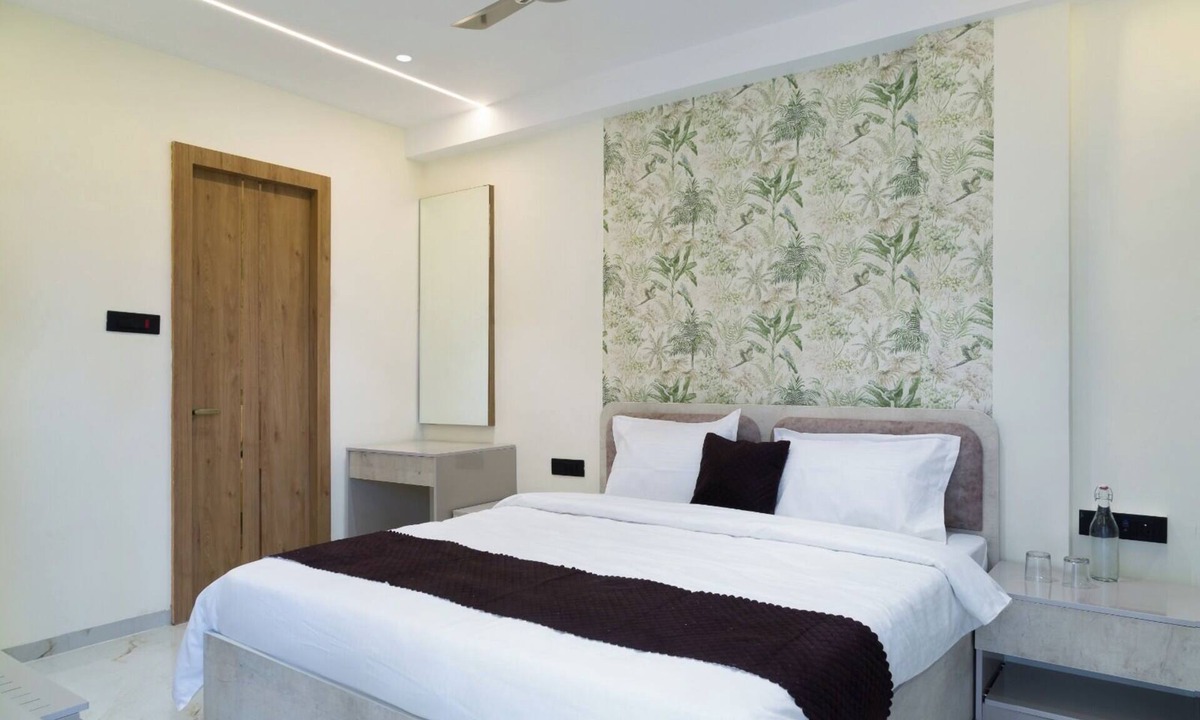 Hingoli Hotel | Dwarka Palace