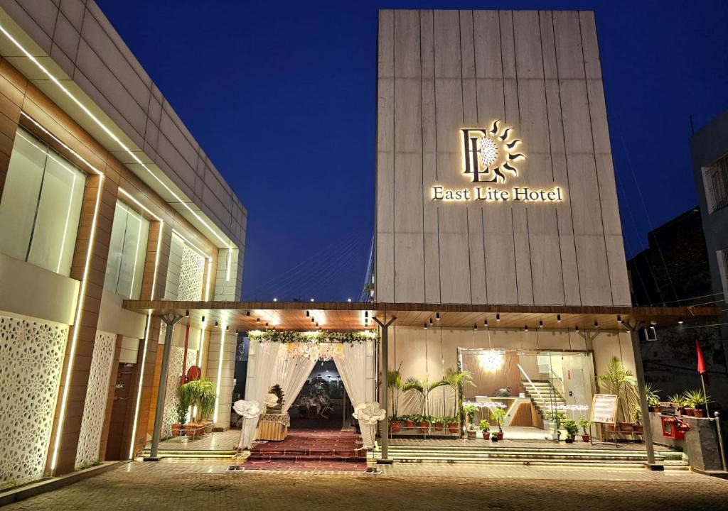 Bareilly Hotel | East Lite Hotel