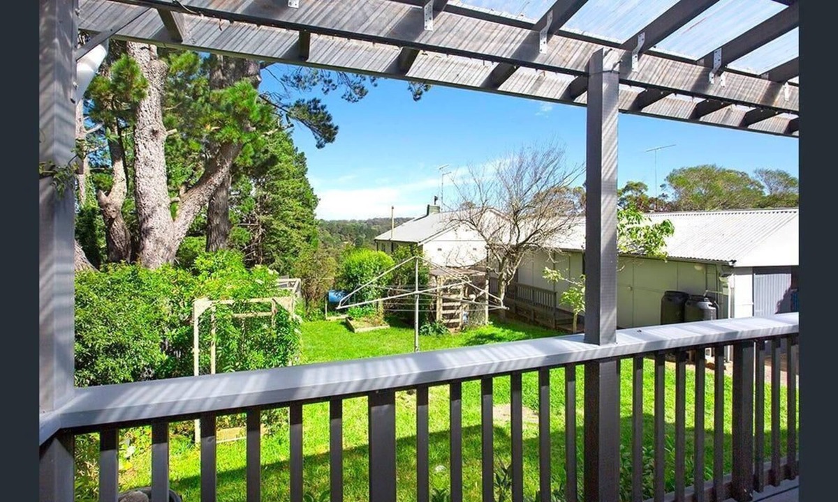 Katoomba Cottage | Echo Round House - Adorable Art Deco Pet Friendly Cottage Walking Distance to The Three Sisters