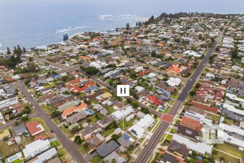 Long Jetty House | Eloora Cottage