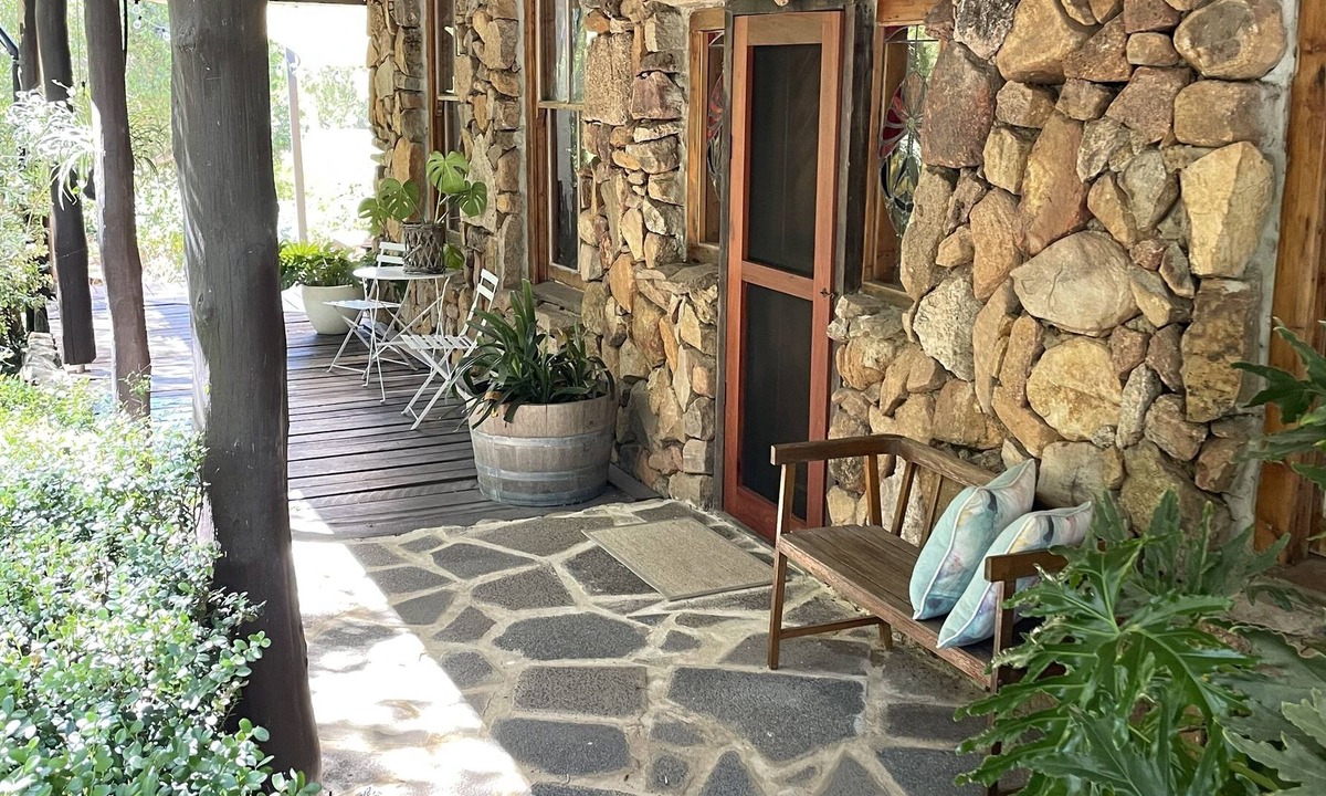 Margaret River Cottage | Enchanting stone cottage