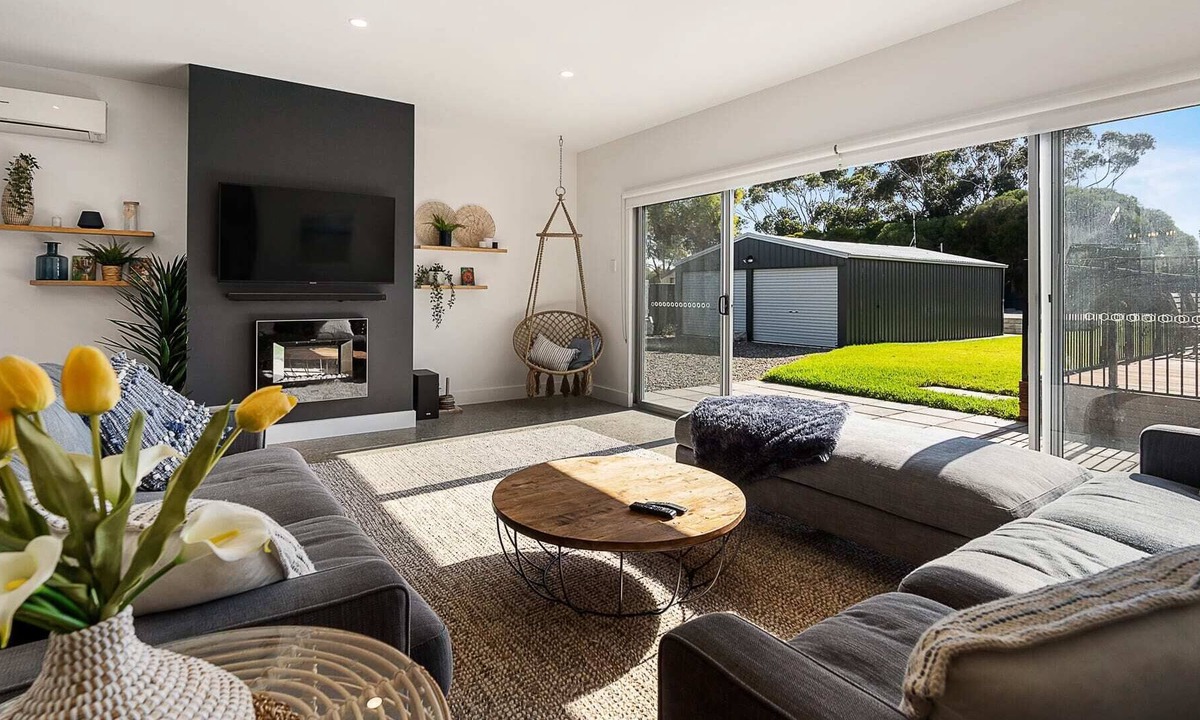 Goolwa House | Entertainers Delight-16 Graham-PetsNegotiableWi-Fi