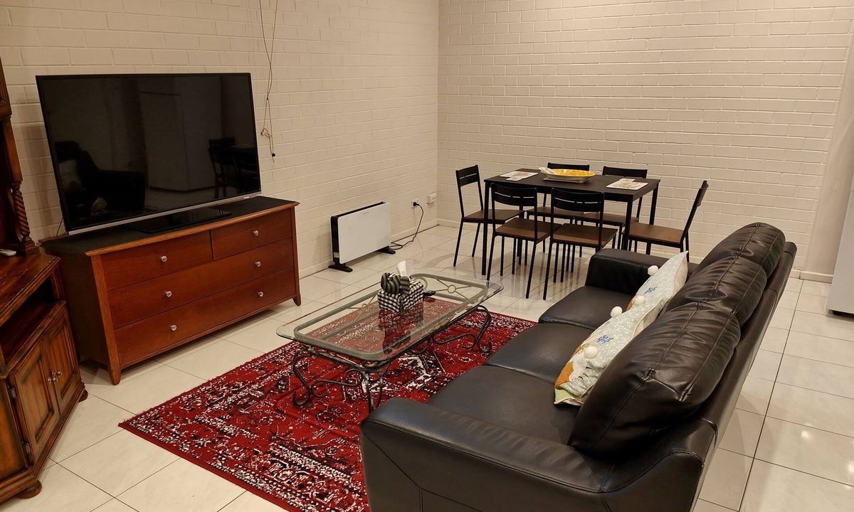 Greenway Apartment | Entire Apartment with Large Balcony, Huge Bedroom and Kitchenette