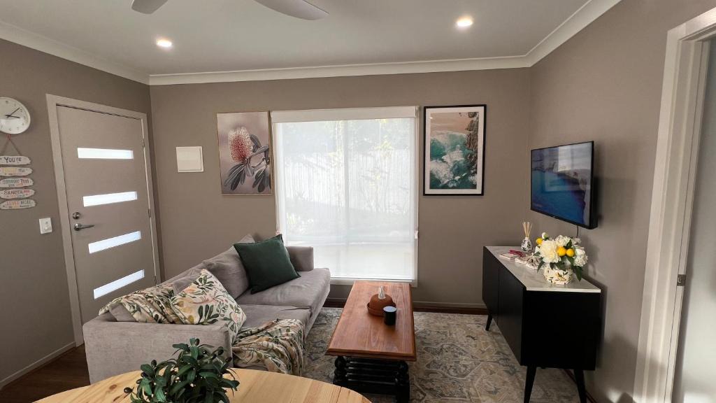Cashmere House | Entire Granny Flat with Pool