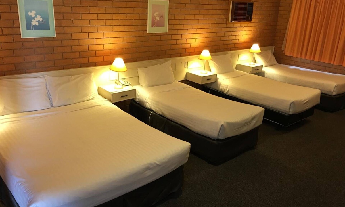 Essendon North Hotel | Essendon Motel