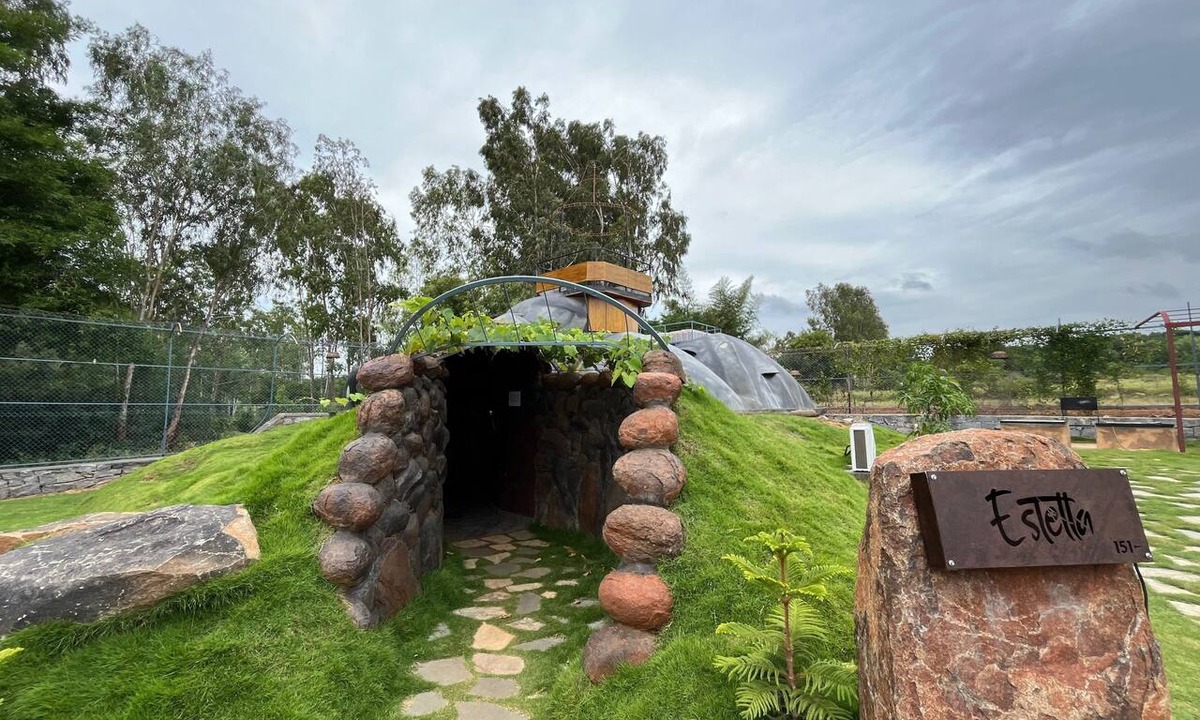 Hosur Hotel | Estella