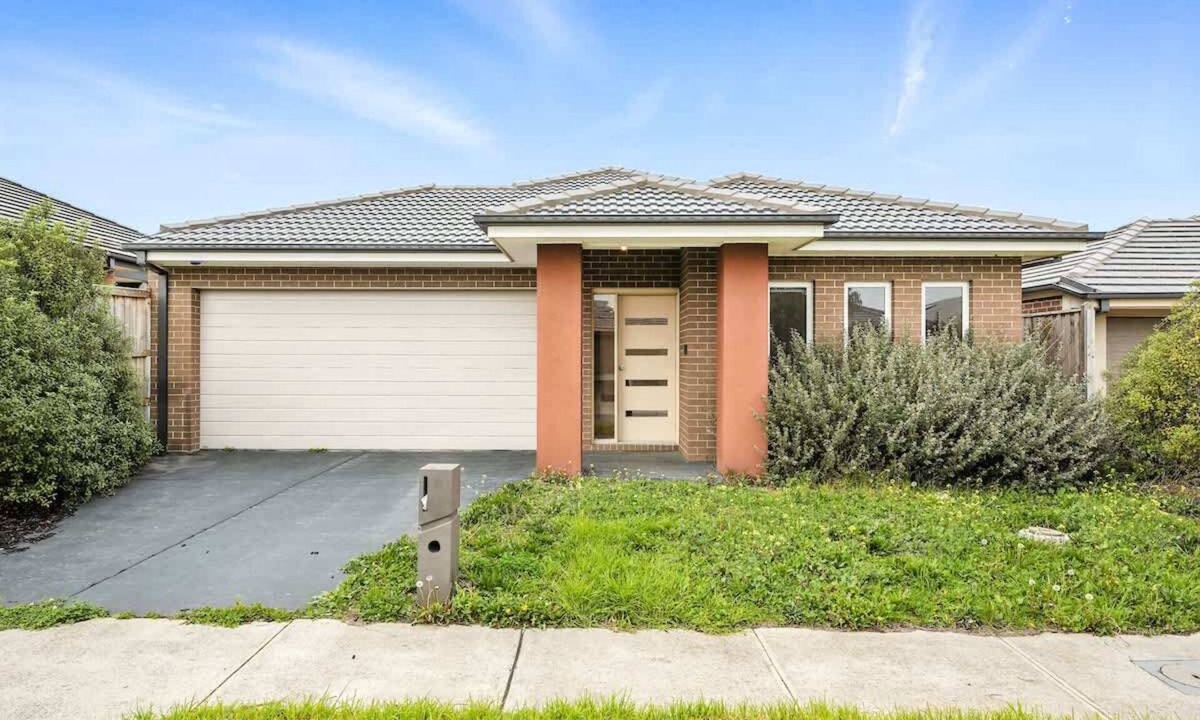 Clyde House | Everything You Need - Family Retreat in Clyde