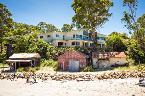 Pambula Beach House | Exclusive Premium Direct Sand Access Pambula Beach