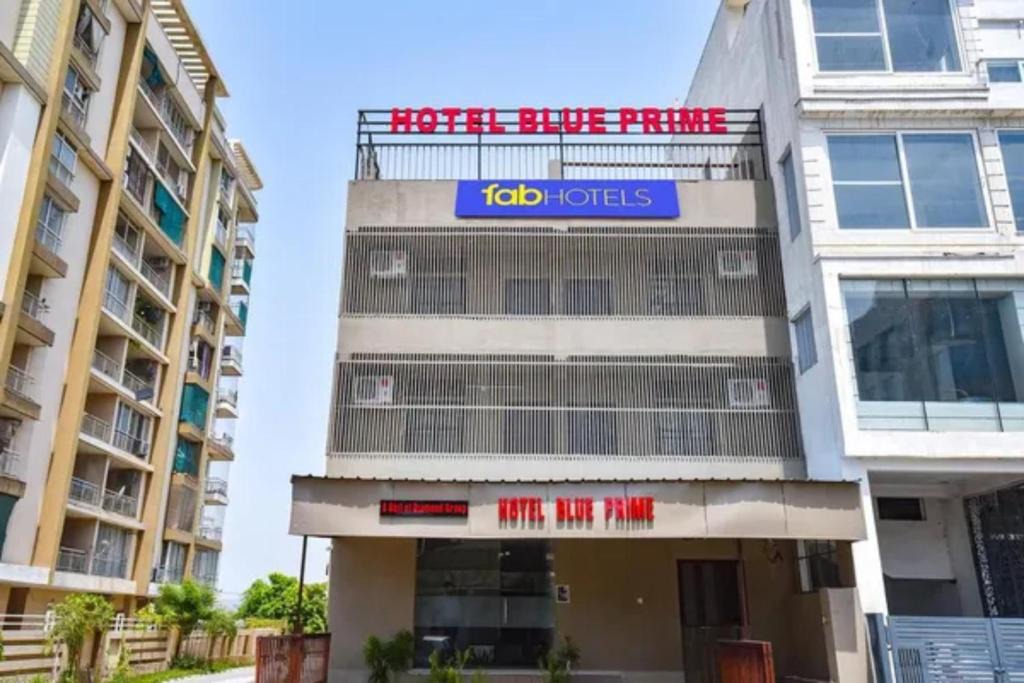 Jaipur Hotel | FabHotel Blue Prime - Nr Suvira Hospital