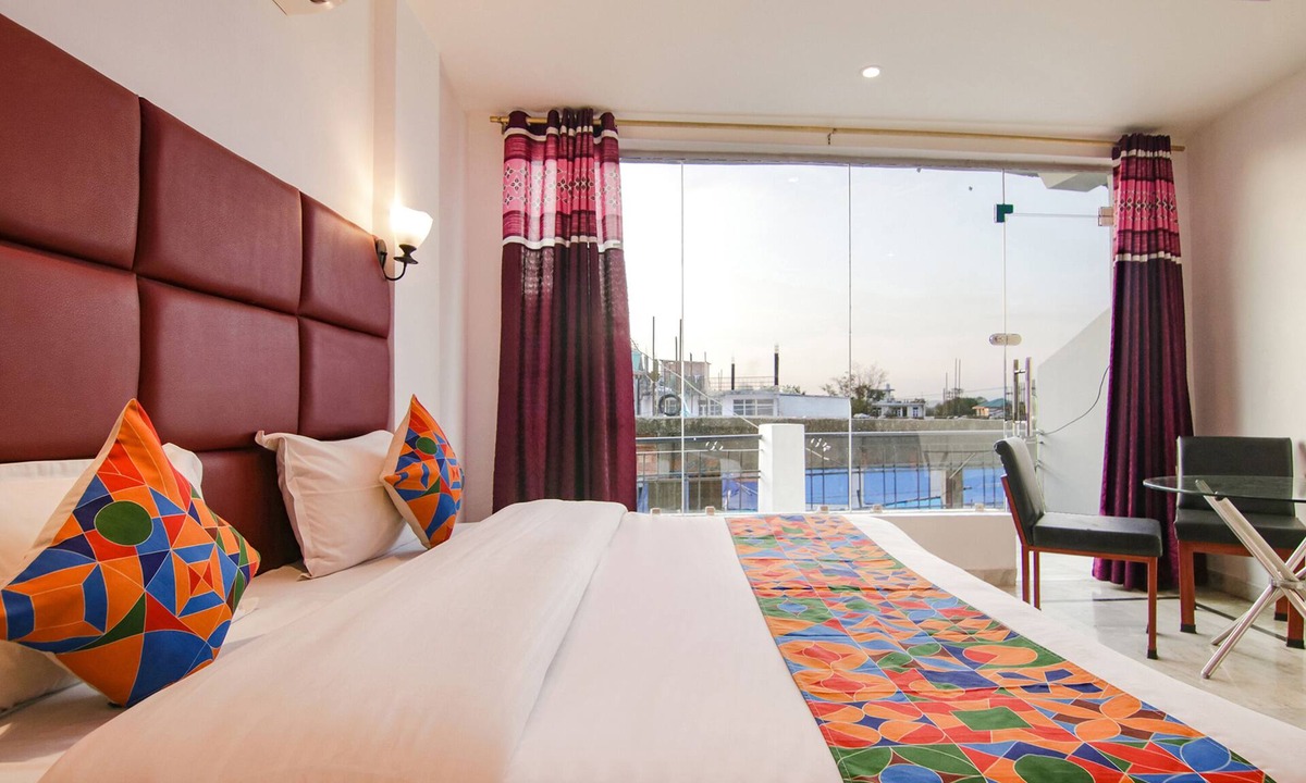 Kangra Hotel | Fabhotel Grover