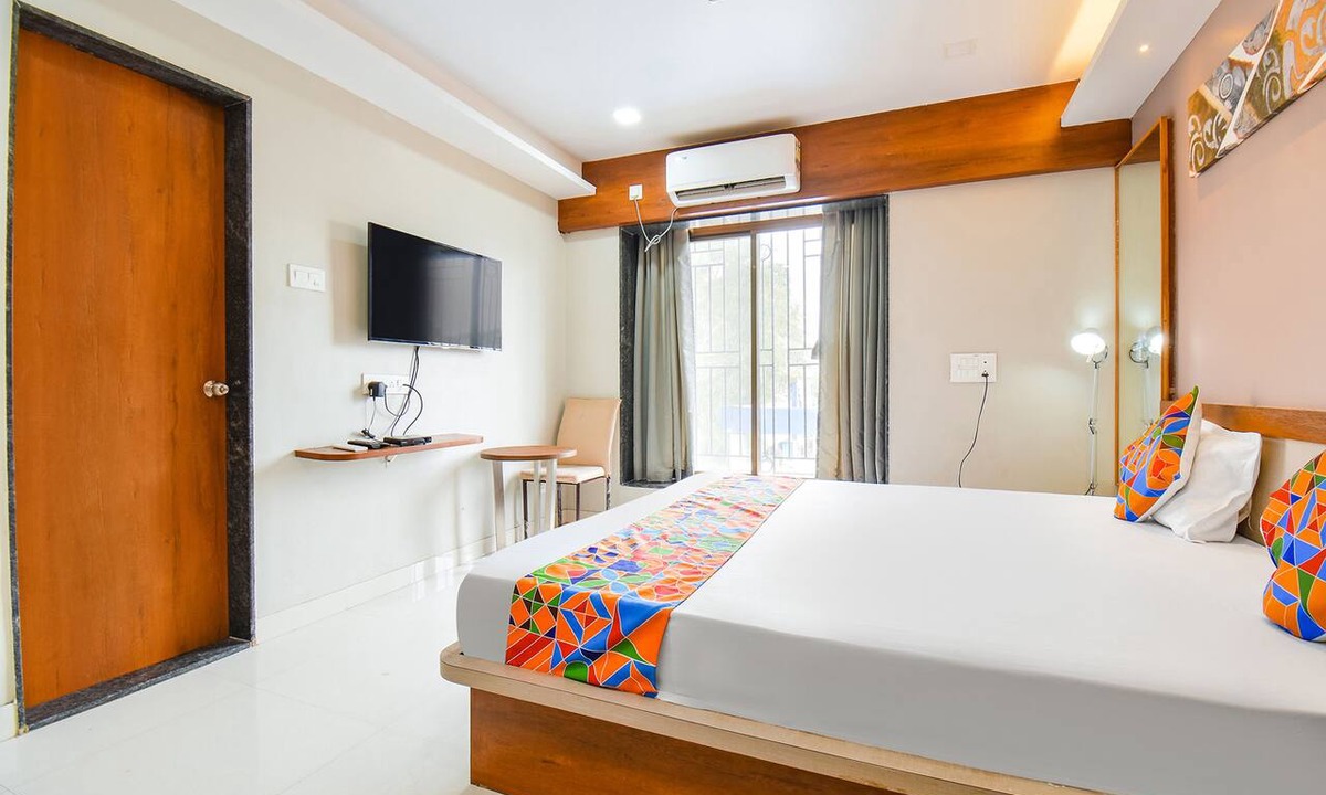 Kondhwa Hotel | Fabhotel Prime Rajmudra