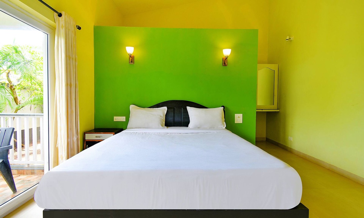 Vagator Hotel | FabHotel Vagator Retreat Resort With Swimming Pool - Nr. Chapora Fort