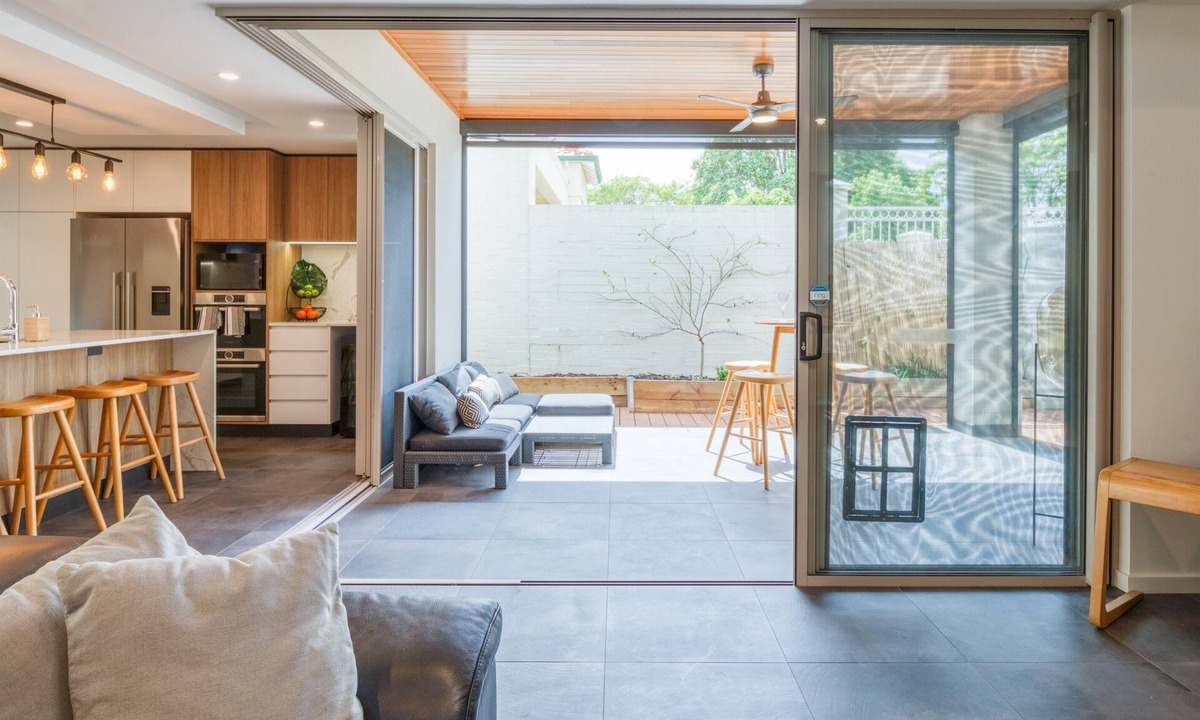 Como House | Family Friendly Como Delight!