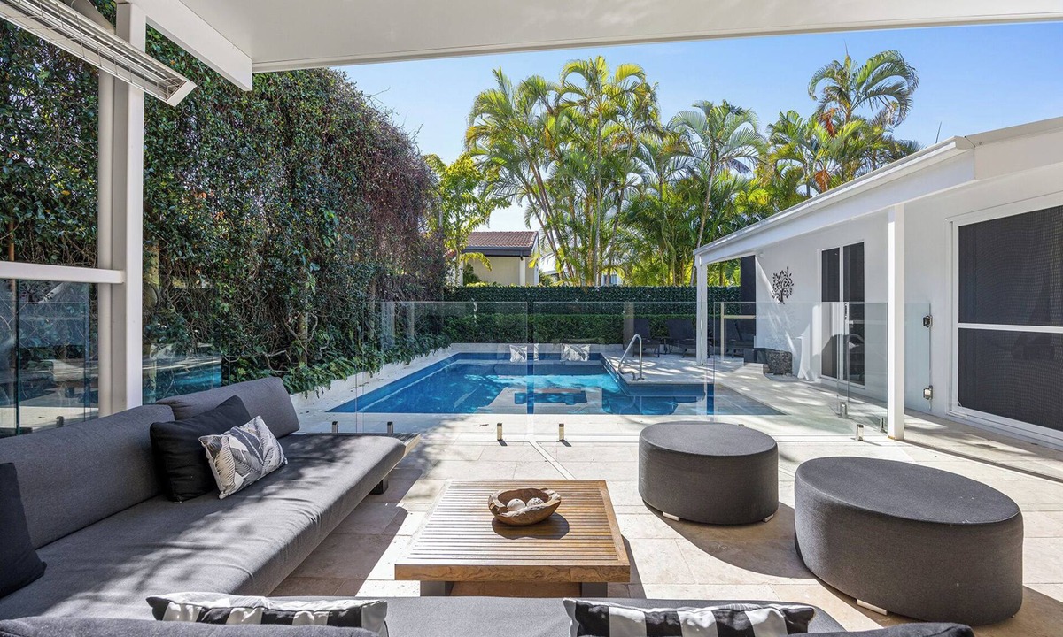 Noosa Heads House | Family & Pet-Friendly Luxury Near Hastings St