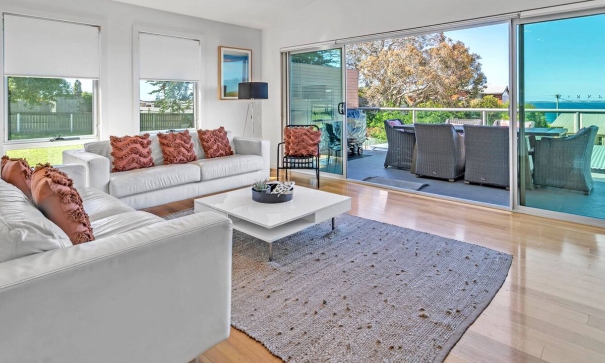 Bridport House | Fantastic large home