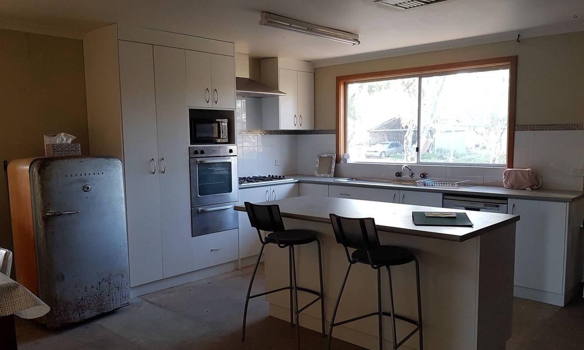 Bruce Rock House | FARM-STAY set in softly undulating landscape, beautiful wildlife, vibrant peace.